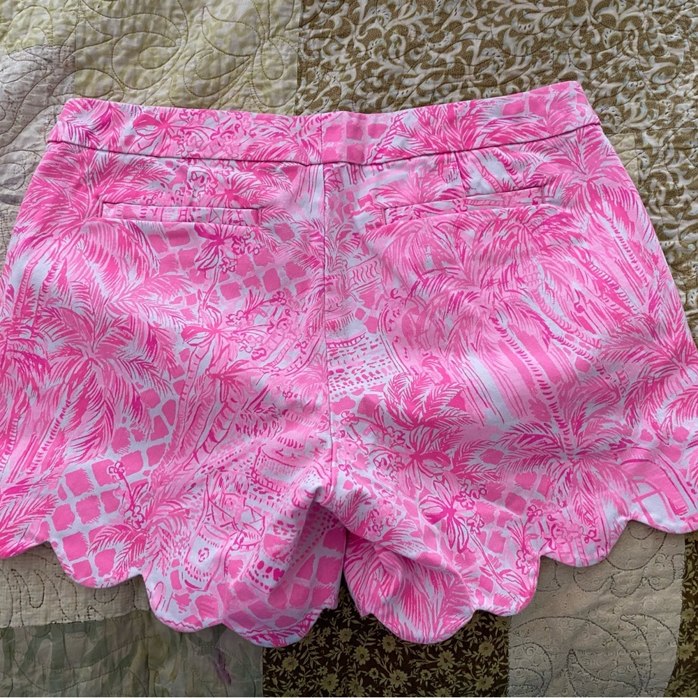 Lilly Pulitzer shorts pink/white print sz 8